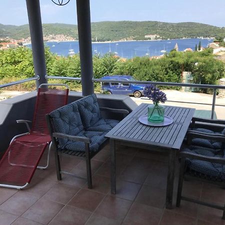 Vila Sunce Vis Exterior foto