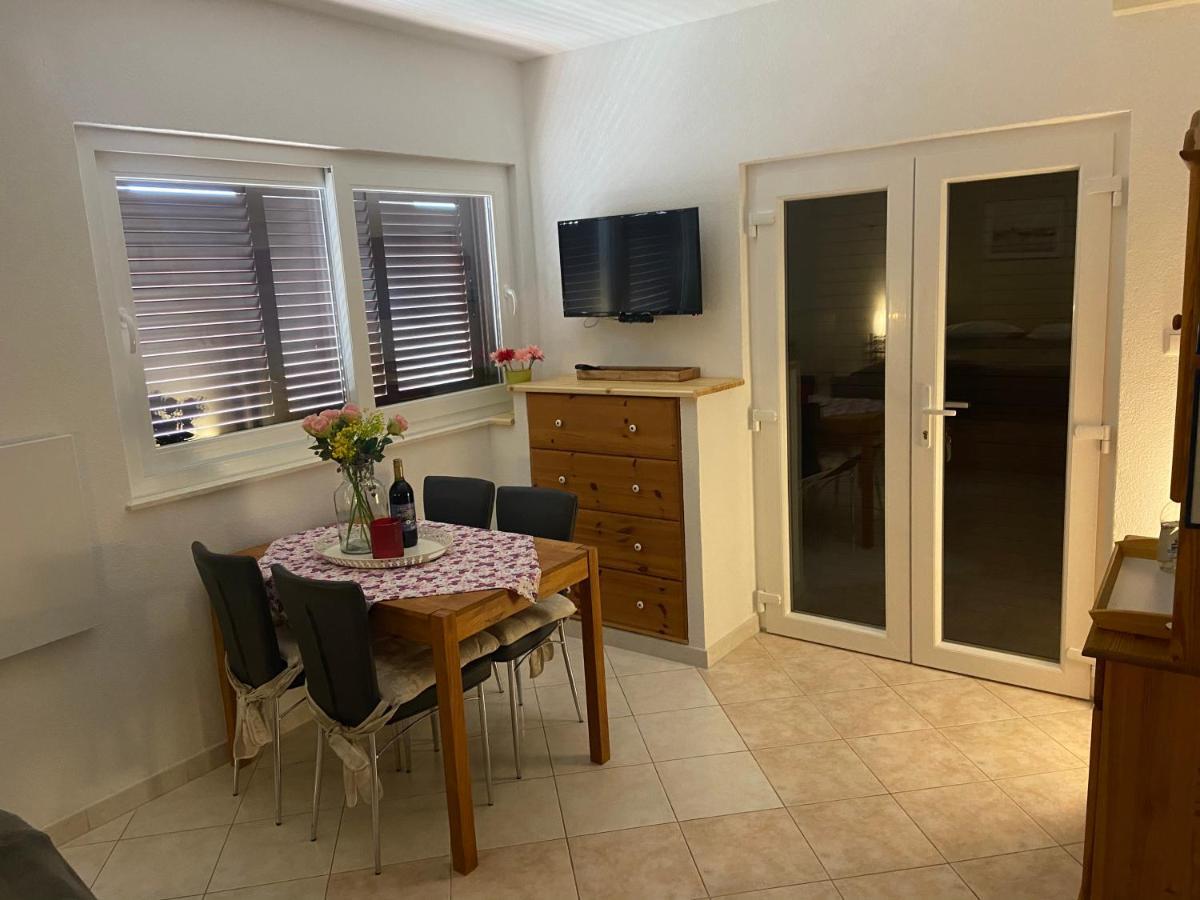 Vila Sunce Vis Exterior foto